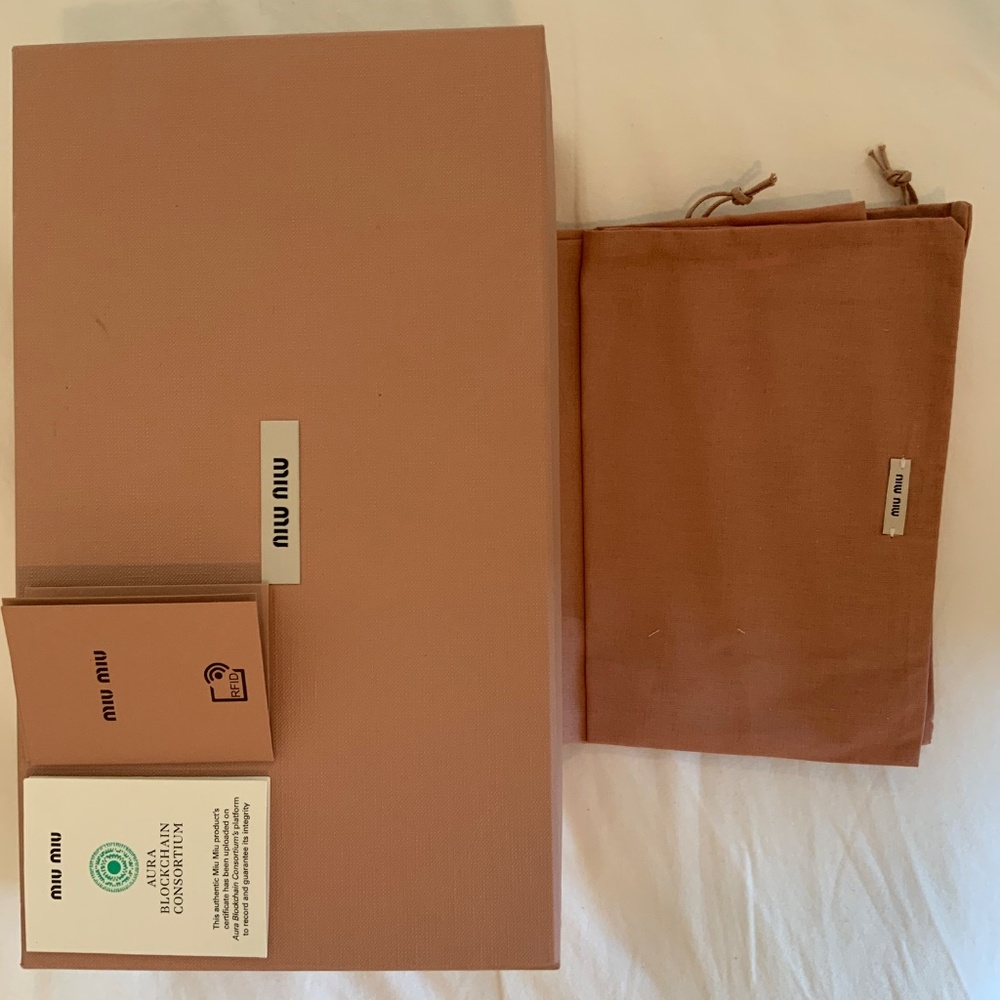 Miu Miu faded unlined suede loafers - Picture 7 of 9